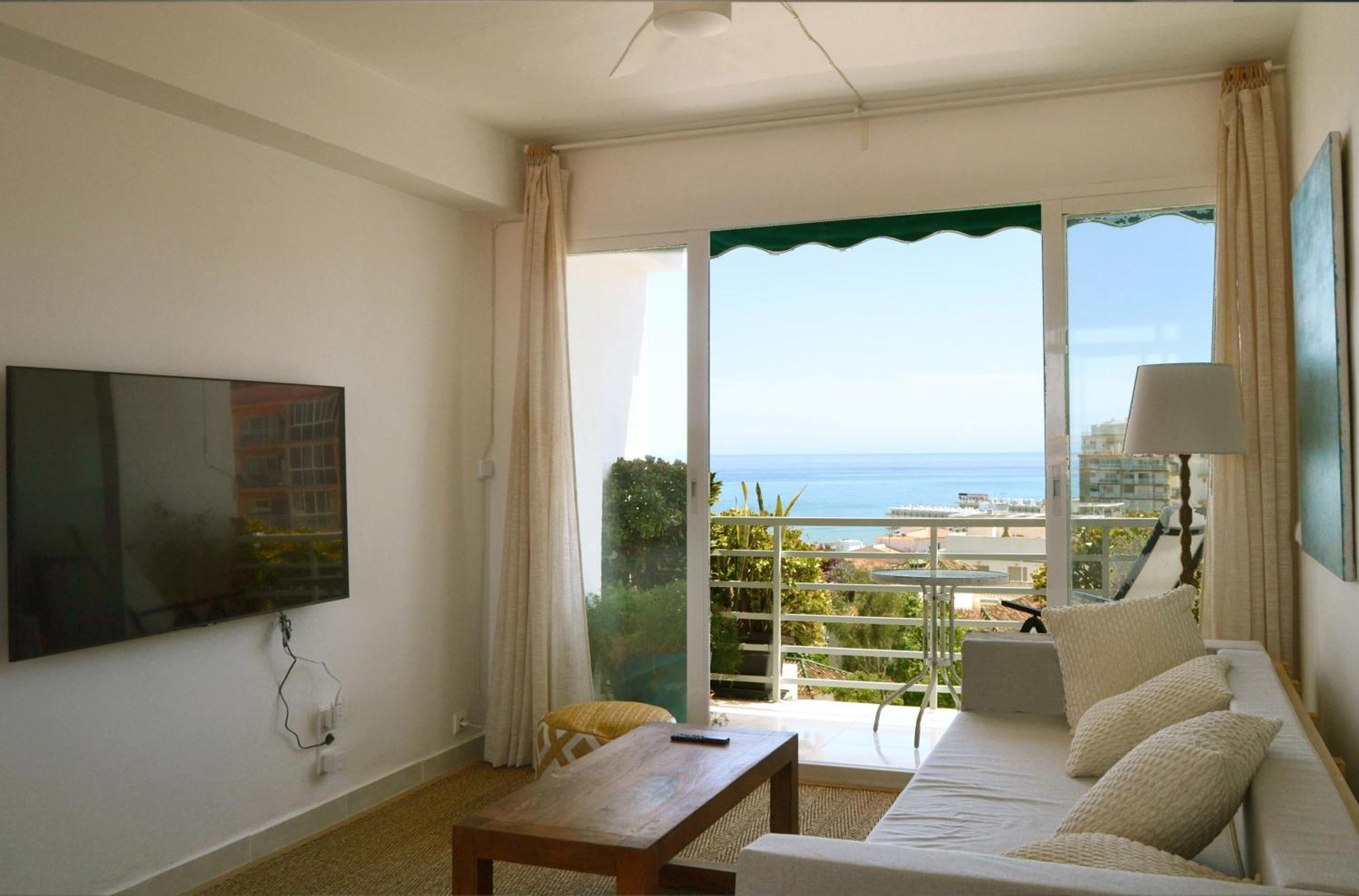 Light-Filled Apartment With Sea Views トレモリノス エクステリア 写真